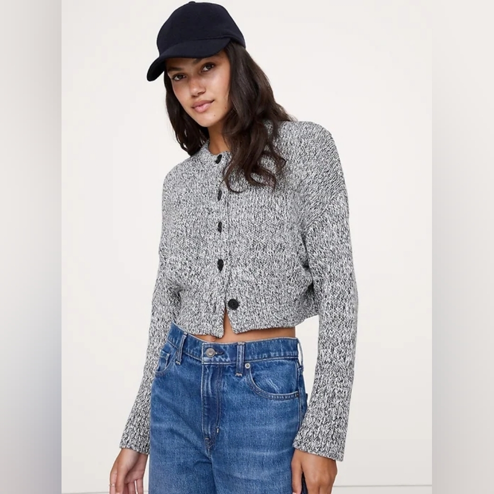 NWT Cotton Cropped Cardigan Size Medium In Black & White Marl By Banana Republic